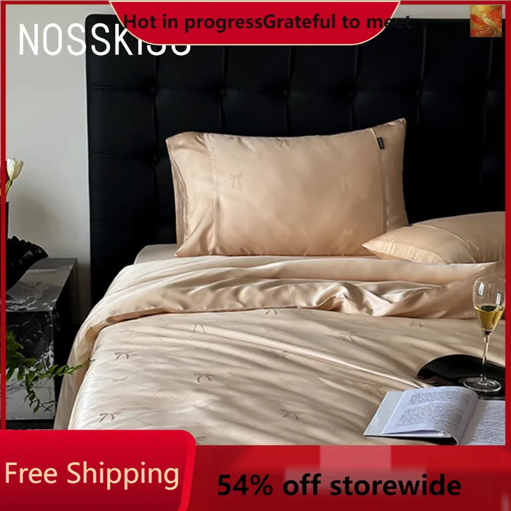 Four-piece bedding set