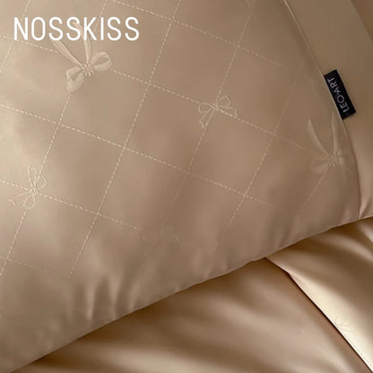 Four-piece bedding set